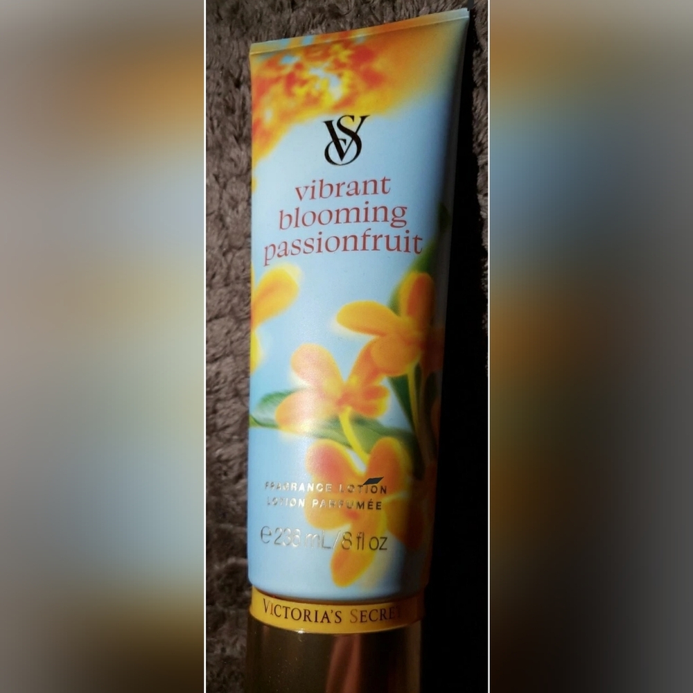 VICTORIA’S SECRET VIBRANT BLOOMING PASSIONFRUIT FRAGRANCE BODY LOTION CREAM 8 oz